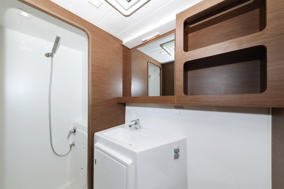 Image of Media Luna yacht #34