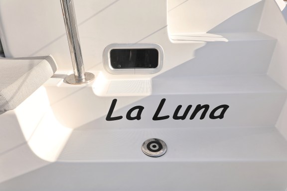 Image of La Luna yacht #47