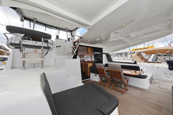 Image of Demi Doux yacht #6