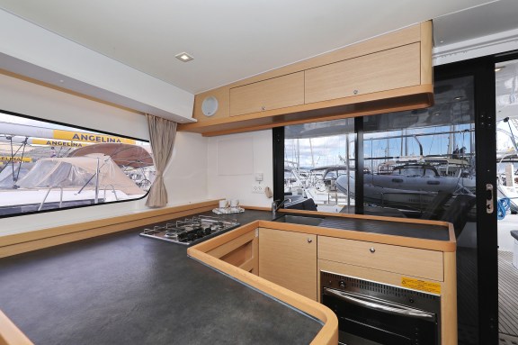 Image of Demi Doux yacht #21