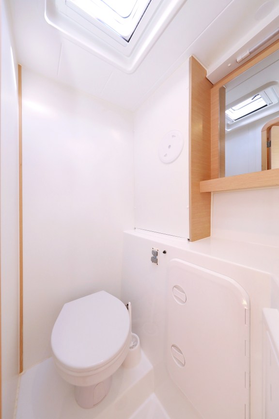 Image of Demi Doux yacht #34