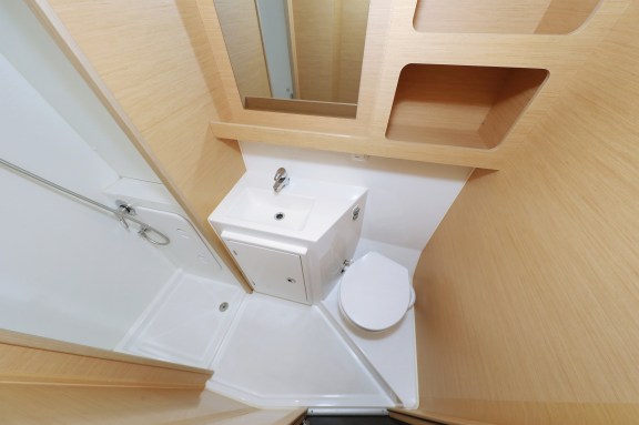 Image of Demi Doux yacht #40