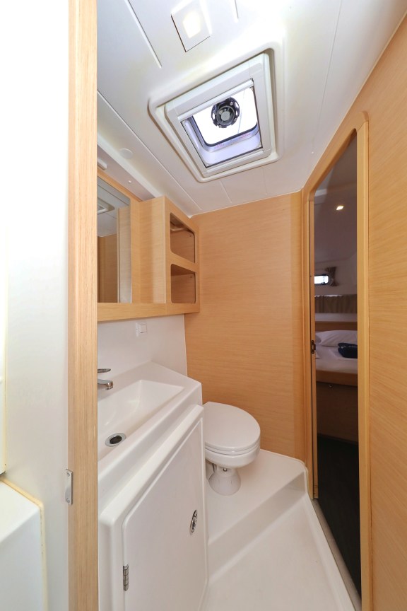 Image of Demi Doux yacht #41