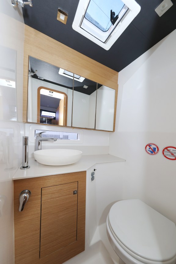 Image of Be Mine yacht #34