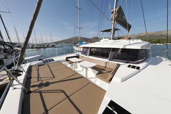 Image of Escape I yacht #12