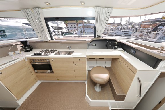 Image of Escape I yacht #21