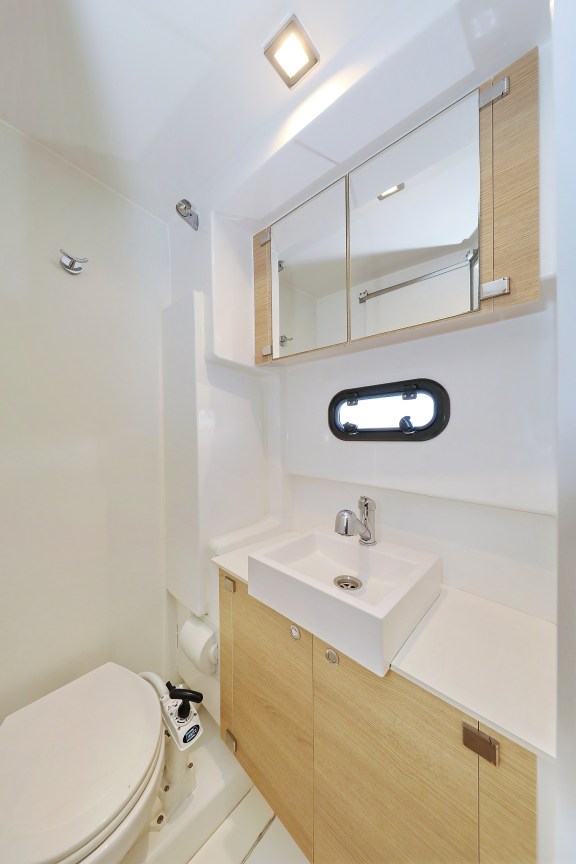 Image of Escape I yacht #40