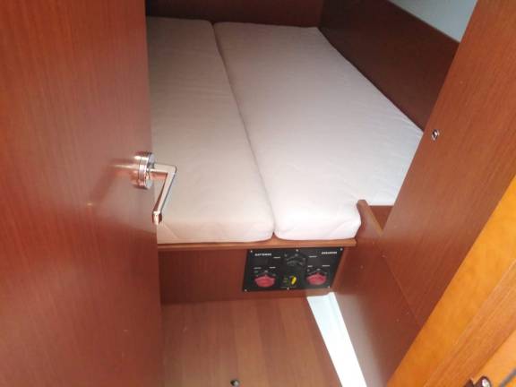 Image of Bordeaux yacht #10