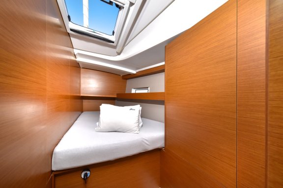 Image of Swannabe yacht #30