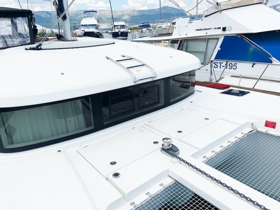 Image of Candy yacht #5