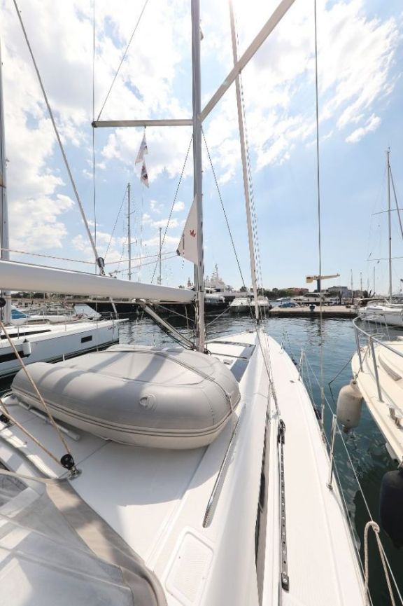 Image of Mr.White yacht #5