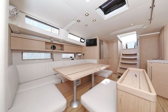 Image of Mr.White yacht #18