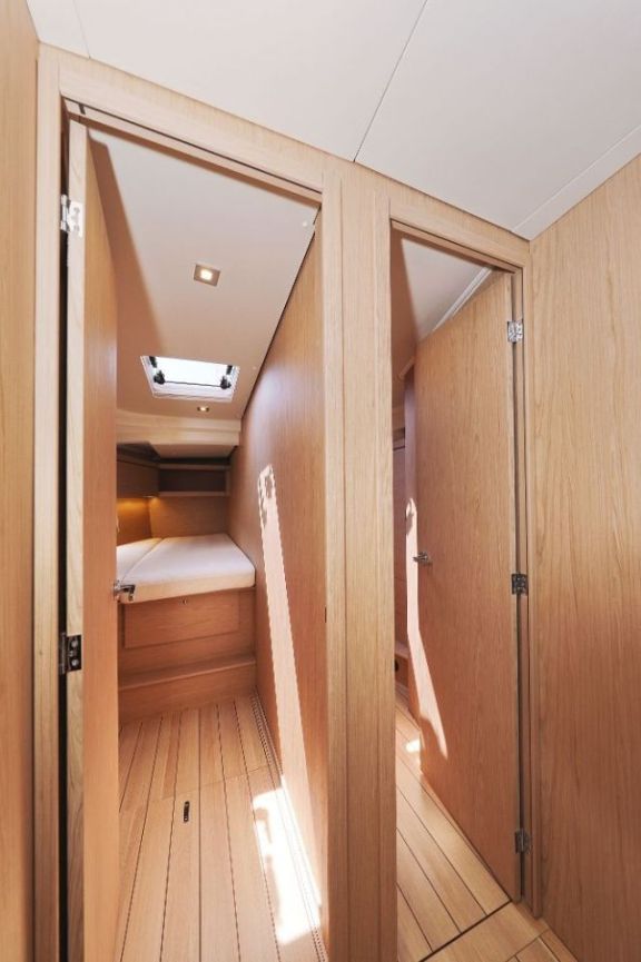 Image of Mr.White yacht #28