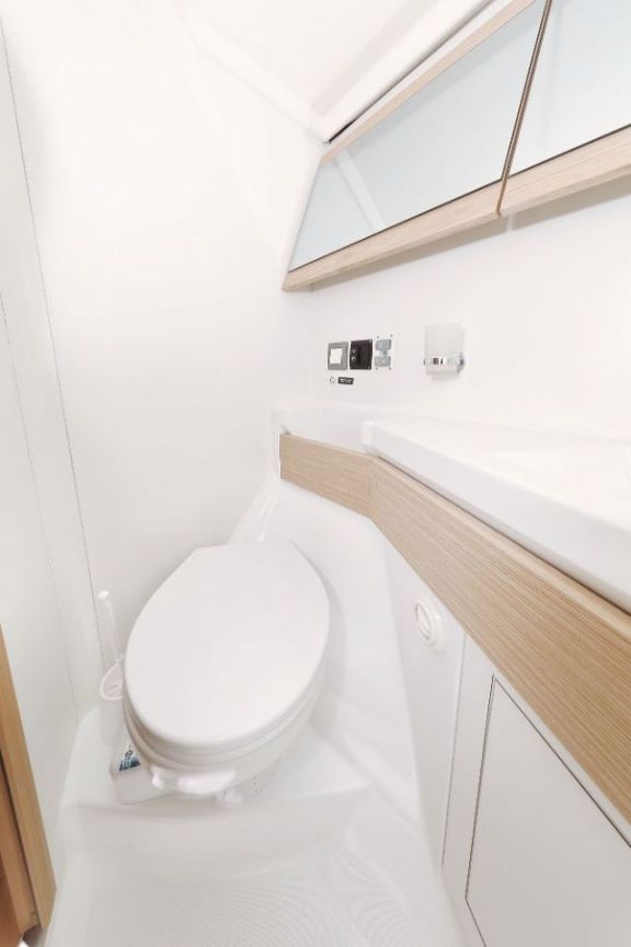 Image of Mr.White yacht #40