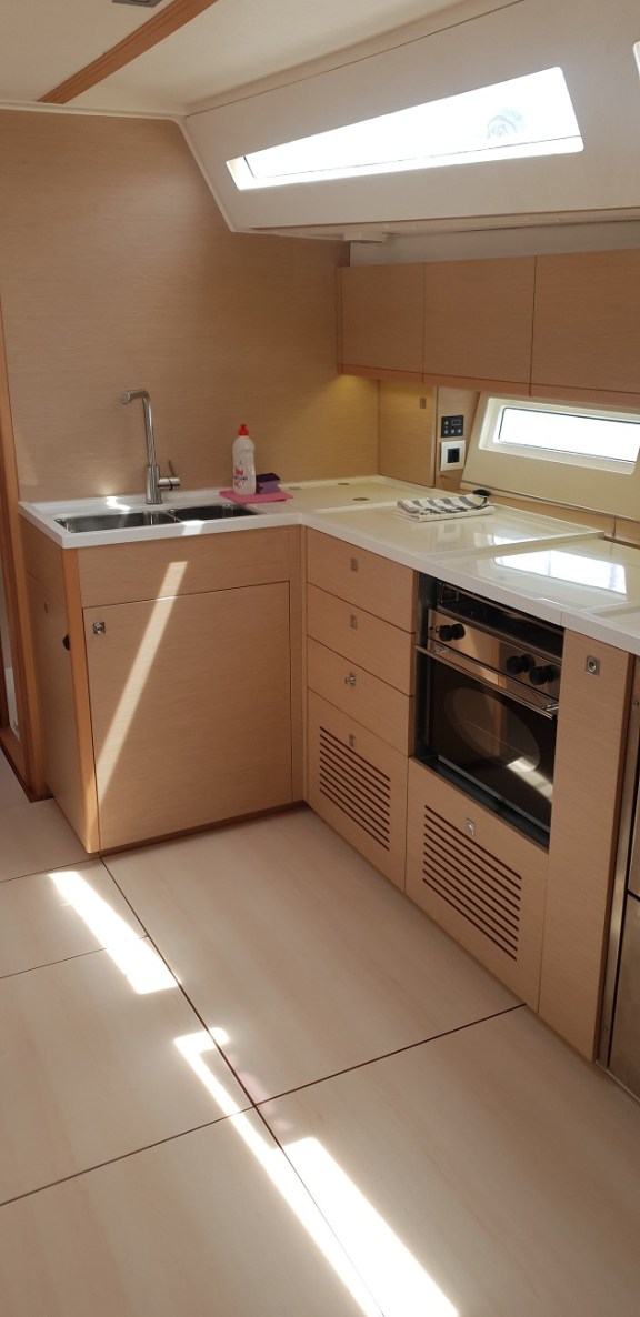 Image of Eagle Ray – Black Edition yacht #8