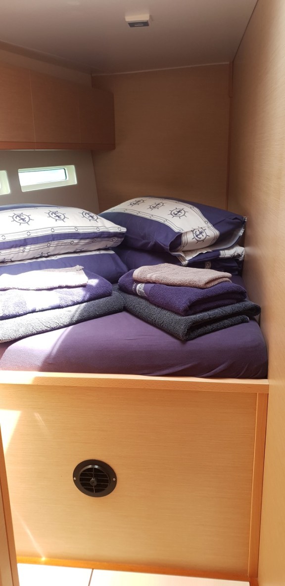 Image of Eagle Ray – Black Edition yacht #10