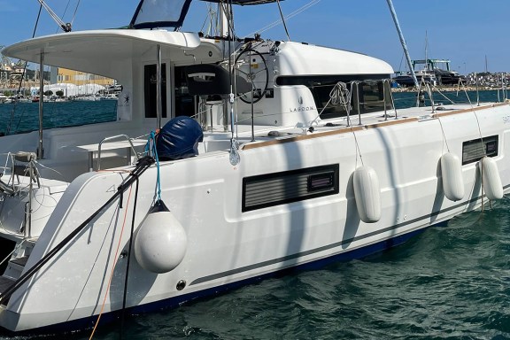 Image of Santai yacht #18