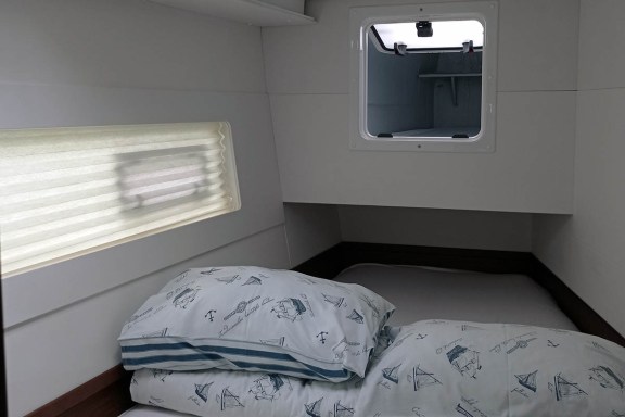 Image of Independent yacht #12