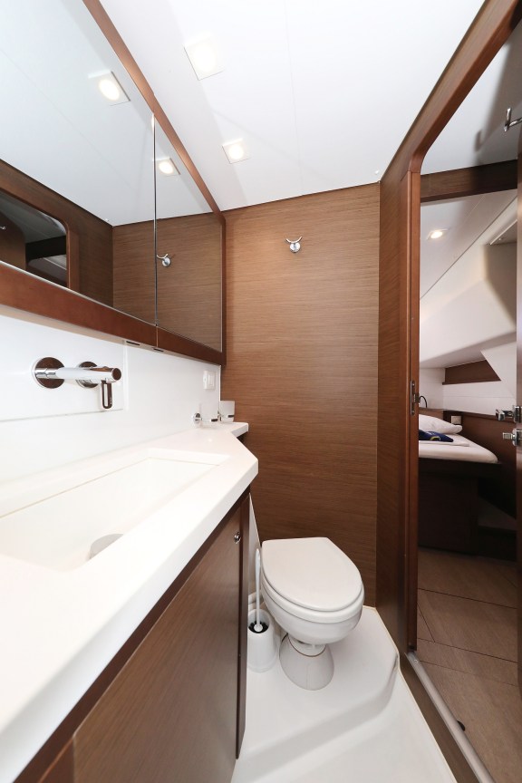 Image of Adriatic Queen yacht #34