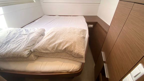 Image of Sunset yacht #15