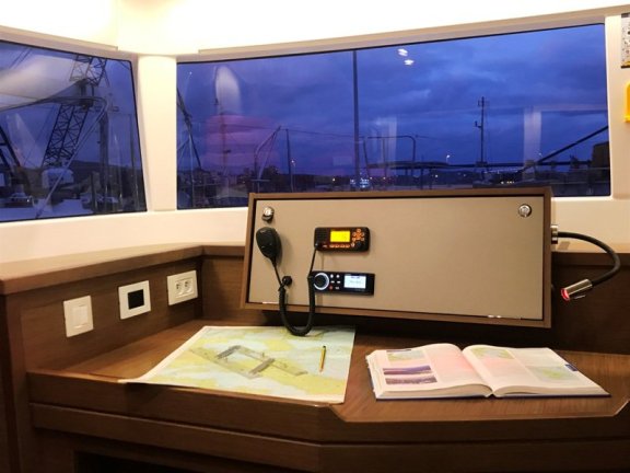 Image of Golden Dream yacht #10