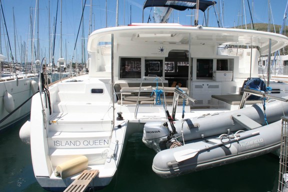 Image of Island Queen yacht #3