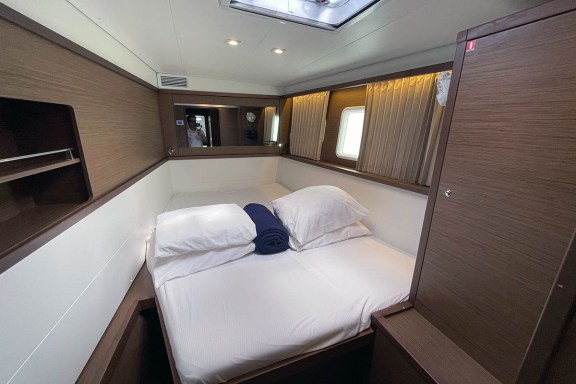 Image of Island Queen yacht #20