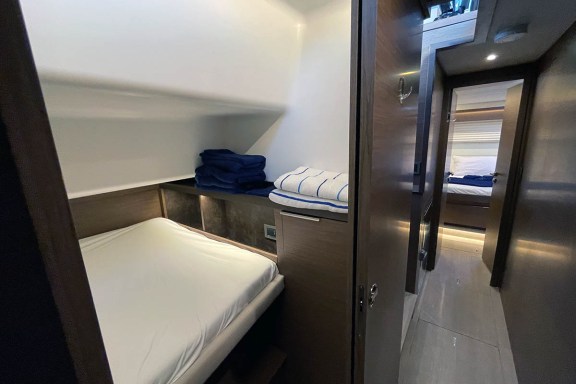 Image of Vi La Ut yacht #32