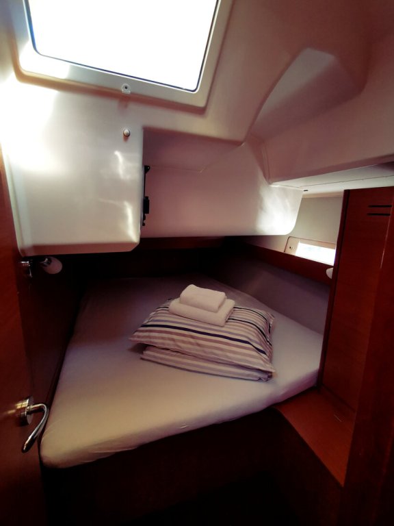 Image of Sea Splash yacht #14