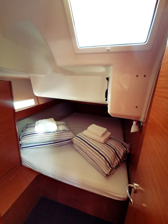 Image of Sea Splash yacht #13