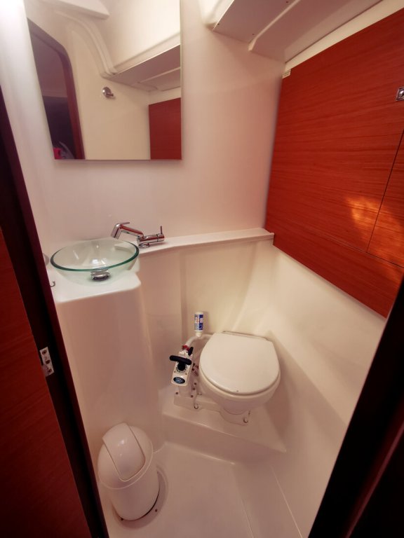 Image of Sea Splash yacht #18