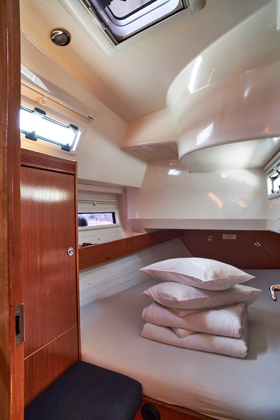 Image of White Pearl B yacht #10