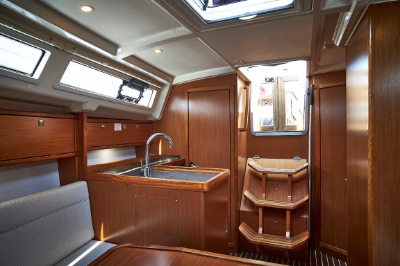 Image of Wild Love yacht #6