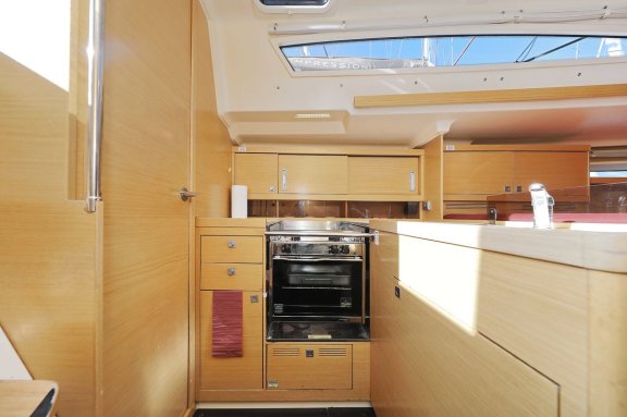 Image of Uniform yacht #13