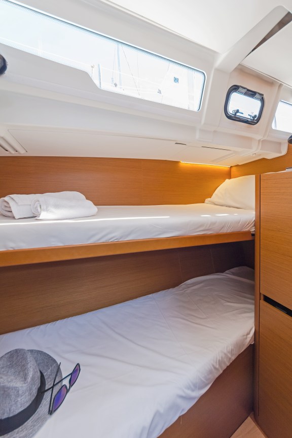 Image of Captain George yacht #9