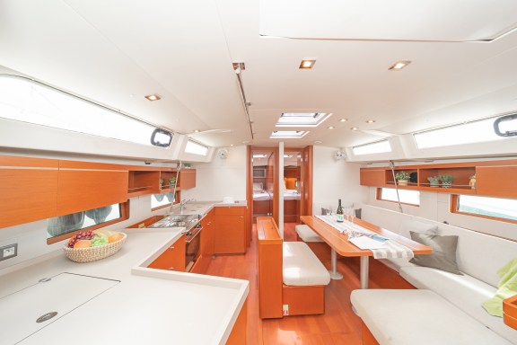 Image of Almyra yacht #7