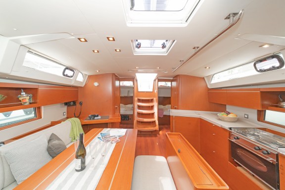 Image of Almyra yacht #9