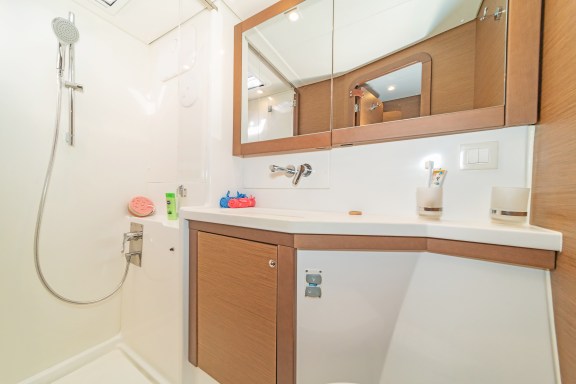 Image of Cassiopeia II yacht #21