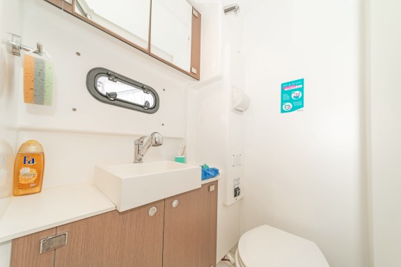 Image of Crystal Waters yacht #7