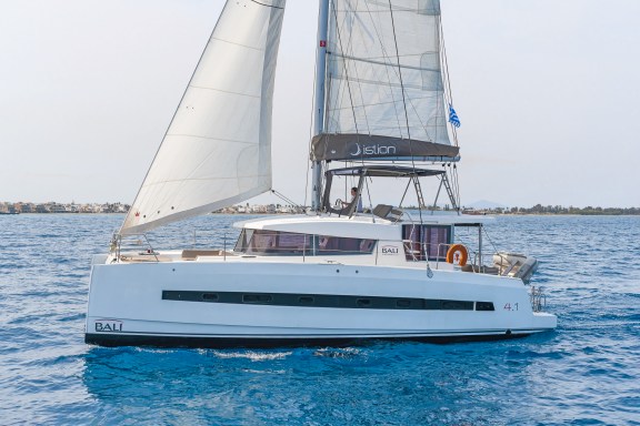 Image of Crystal Waters yacht #17