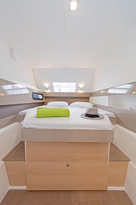 Image of E.S. yacht #16