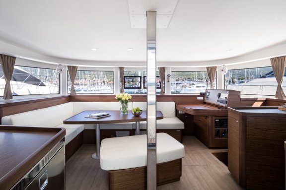 Image of La Perla yacht #11