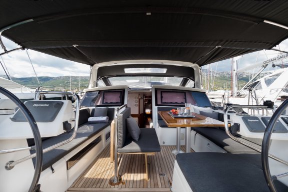 Image of Waypoint I yacht #5