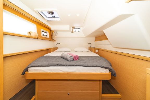 Image of Caretta Nana yacht #15