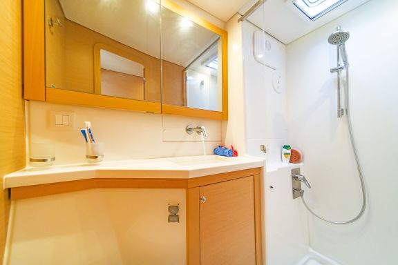 Image of Caretta Nana yacht #17