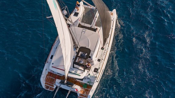 Image of Sunrise yacht #11