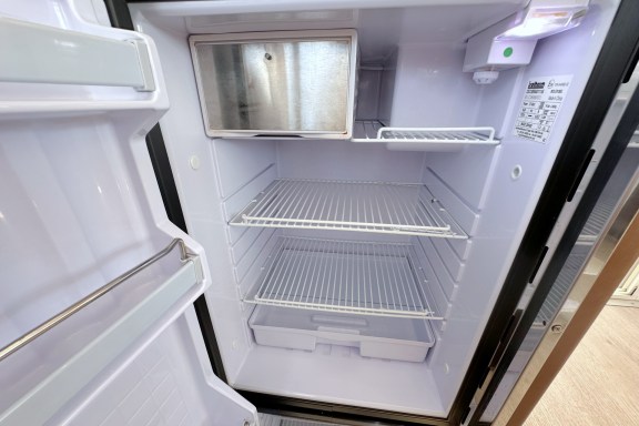 Image of Sunrise yacht #17