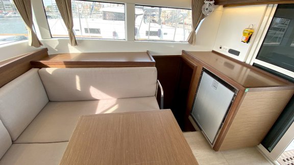 Image of Sunrise yacht #21