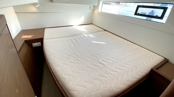 Image of Sunrise yacht #23