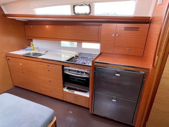 Image of Twiggy yacht #9